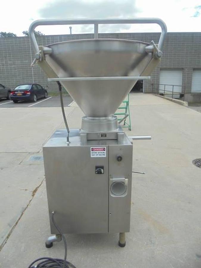 Used Handtmann VF-100 Vacuum Filling Machine