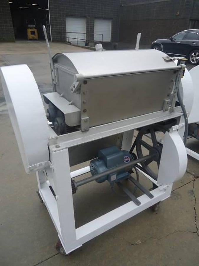 Used LOMBI 50 LB. DOUBLE ARM PASTA DOUGH MIXER with TILT DISCHARGE