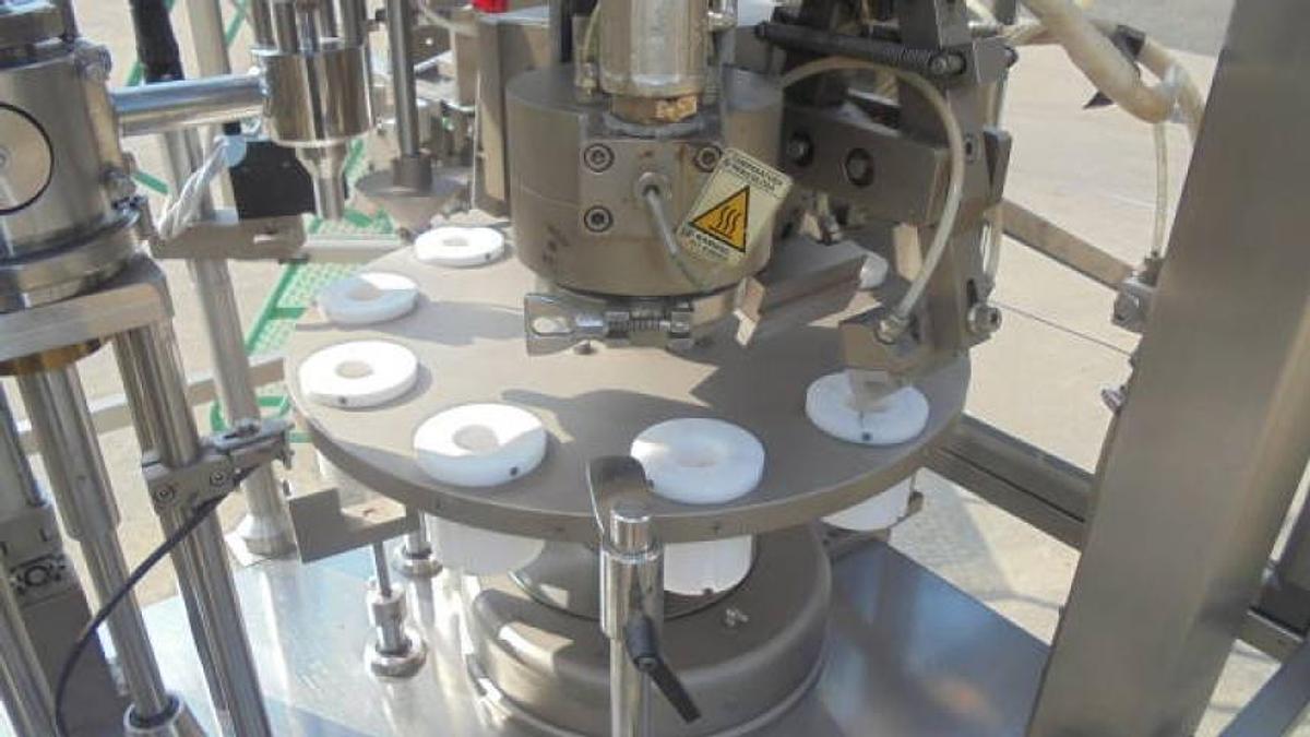 Used TGM Hot Air Automatic Plastic Tube Filling & Sealing Machine