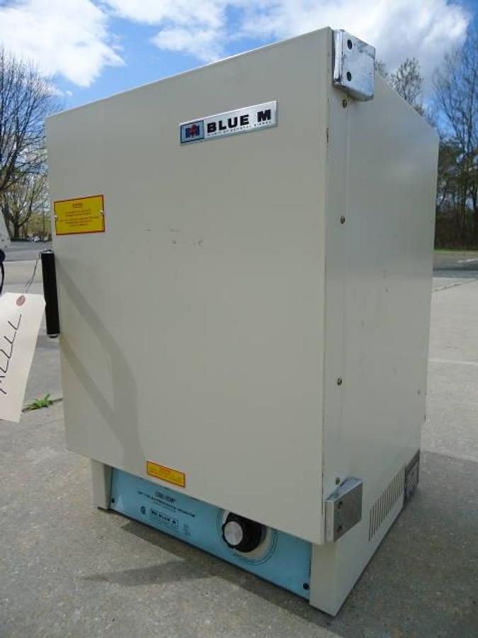 Used Blue M “Stabil-Therm” Bacteriological Incubator, Tabletop