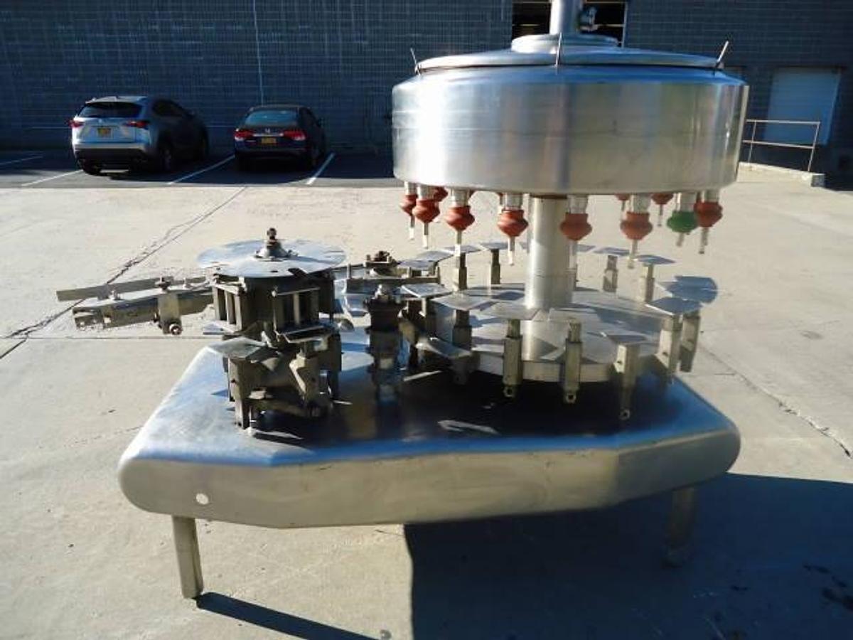 Used Federal G-185 Rotary Liquid Filler, Stainless Steel