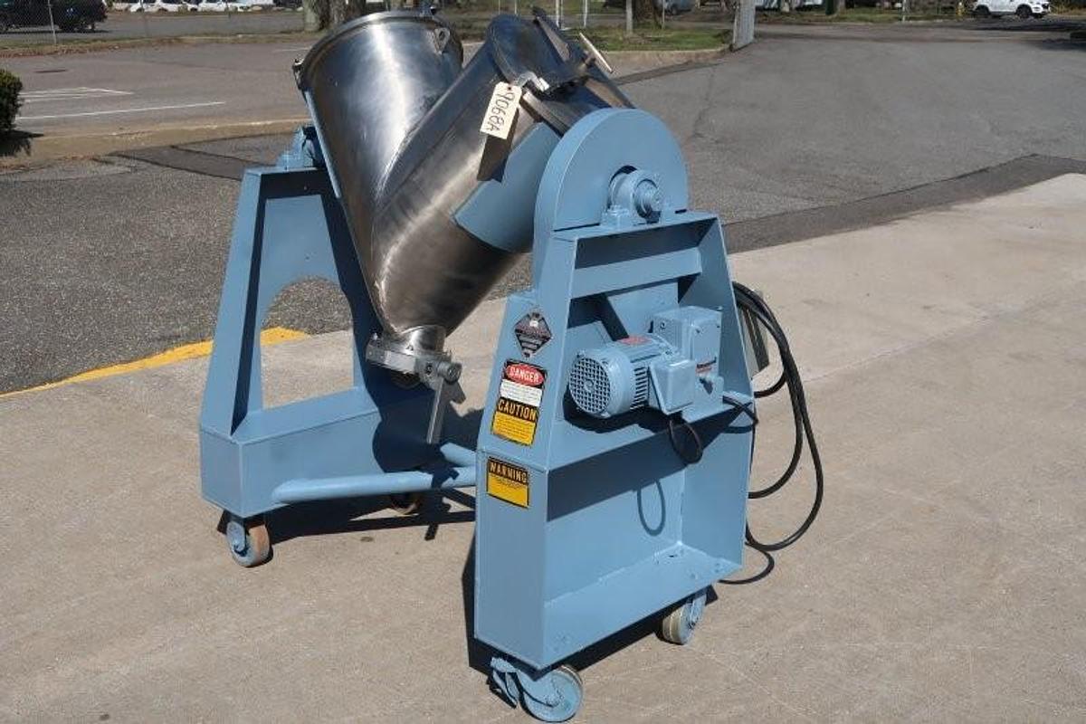 Used 3 Cu. Ft. Patterson Kelley SS Twin Shell Blender, 170 Lbs/CF Density