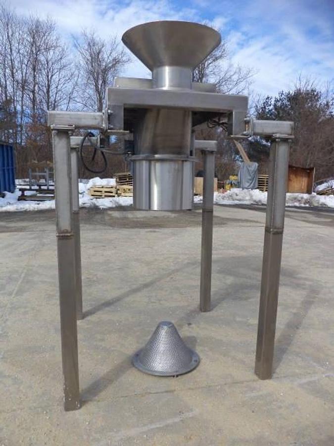 Used Quadro Comil 196S Size reduction mill, 7.5HP