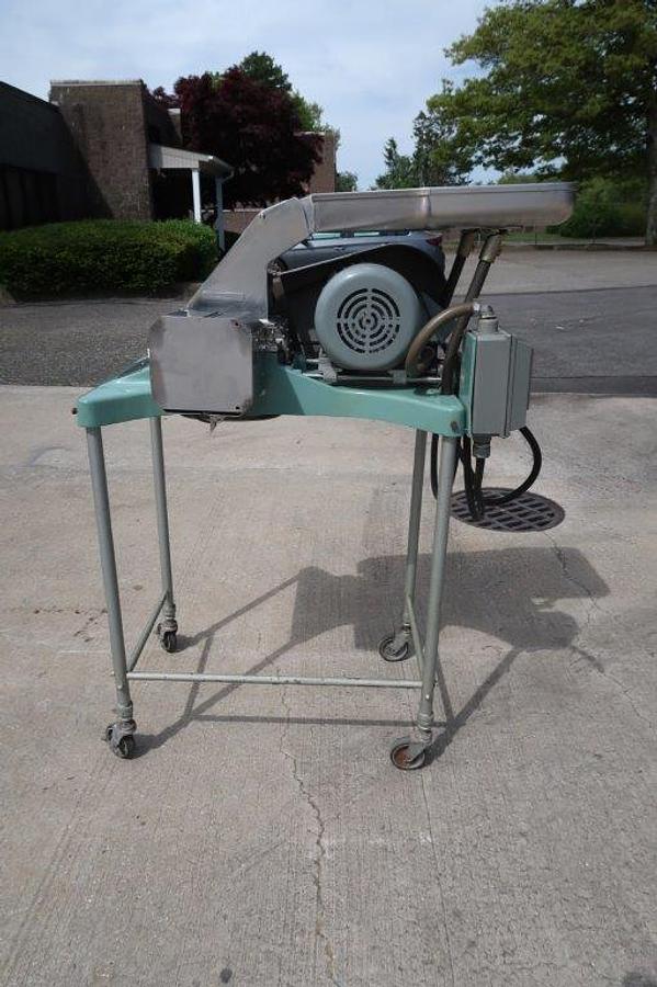 Used Fitzpatrick M-5 Comminuting /Pulverizing Machine, 5 HP