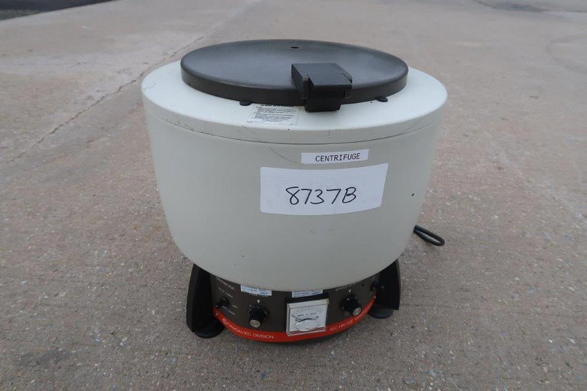 Used Damon/IEC HN-Sii Tabletop Centrifuge, Single Phase