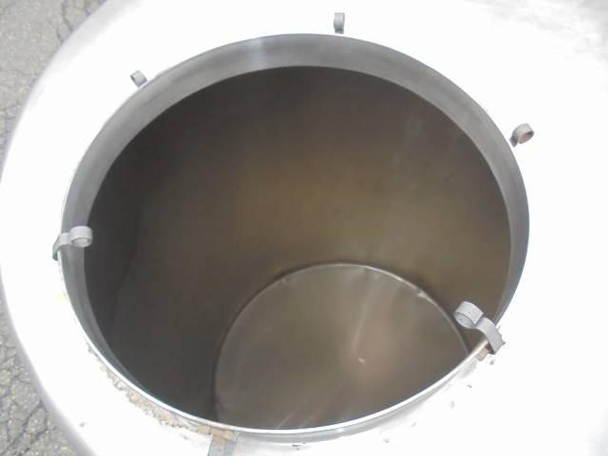 Used 500 Gallon Stainless Steel Vertical Closed Tank