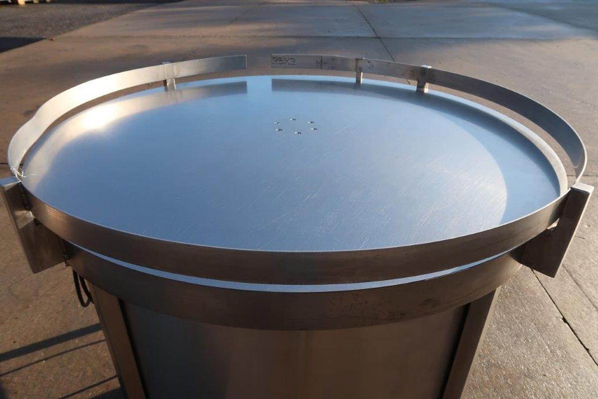 Used 48 In. Diameter Rotary Unscrambling/Accumulating Table Stock #8716A