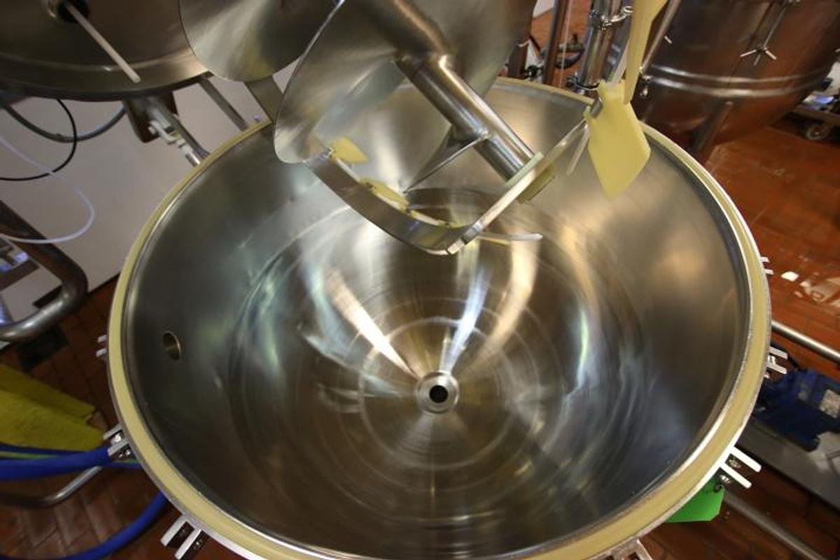 Used 100 Gallon Lee Dual Agitated Vacuum Kettle/Reactor, Tilt Out Agitation
