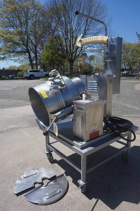 Used 10 Gallon Groen SS Electric Self-Contained Twin Action Scraper Kettle, Tilt Discharge