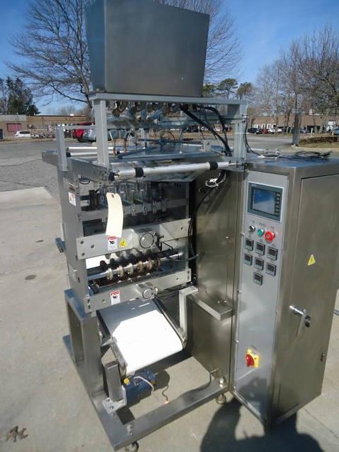 Used Five Lane Vertical Pouching Machine For Creams/Sauces, Stainless