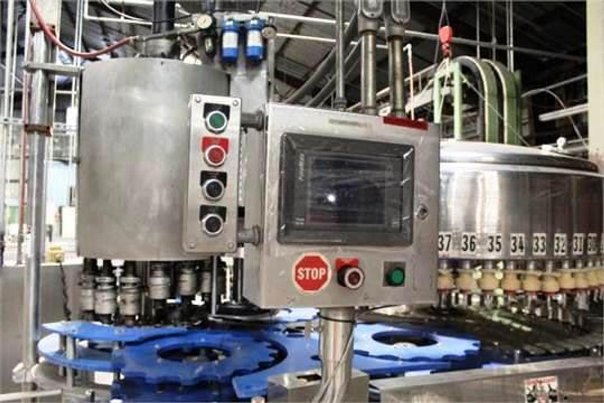 Used Fogg 56 Valve Bottle Filler with Alcoa 16 Head Screw Capper