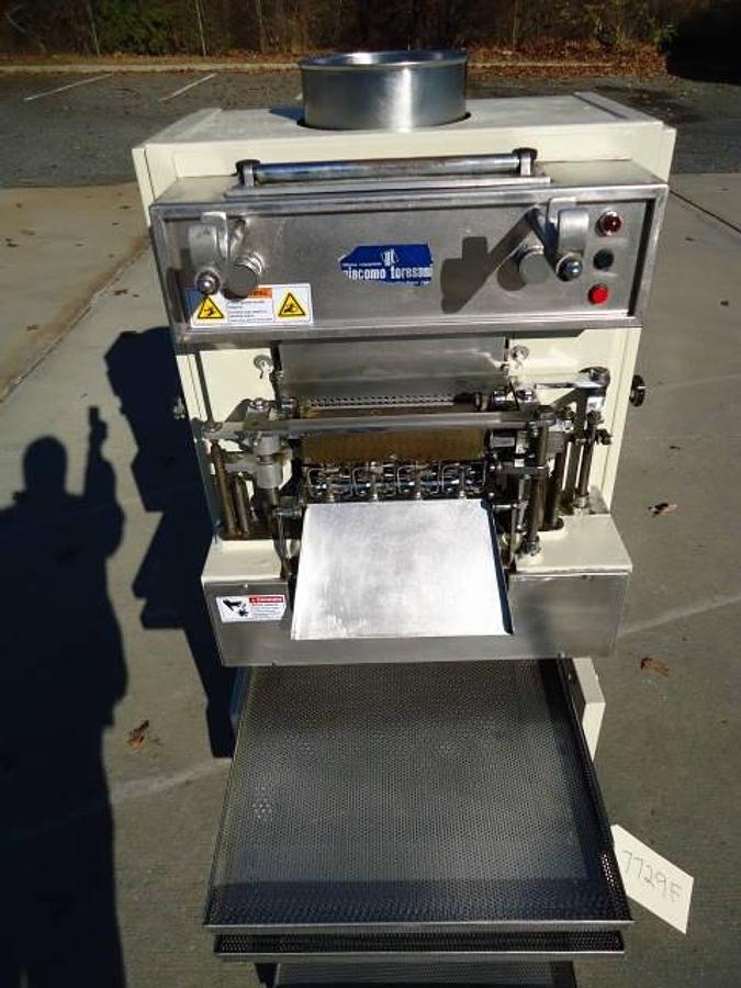 Used Toresani Mt-265a Four Punch Tortellini Machine