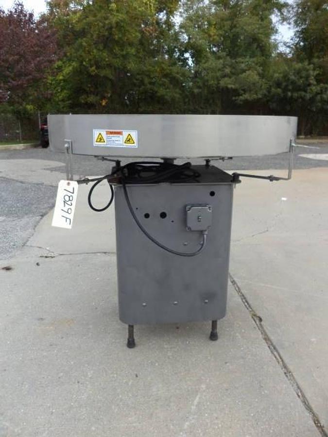 Used 42 In. Rotary Unscrambling/Accumulating Table,  Single Phase