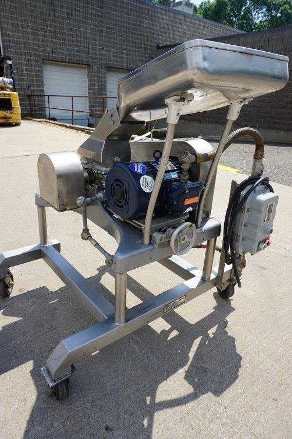 Used Fitzpatrick D6 Comminuting Mill, XP
