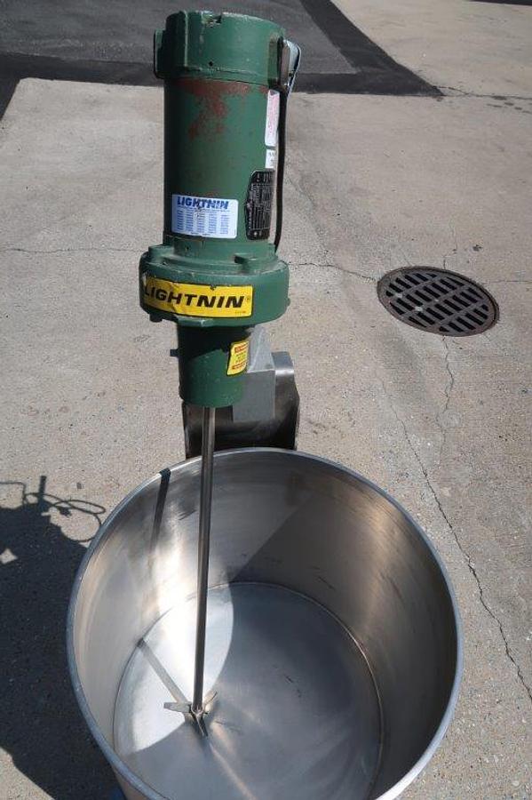 Used 20 Gallon JVNW Stainless Steel Portable Mix Tank