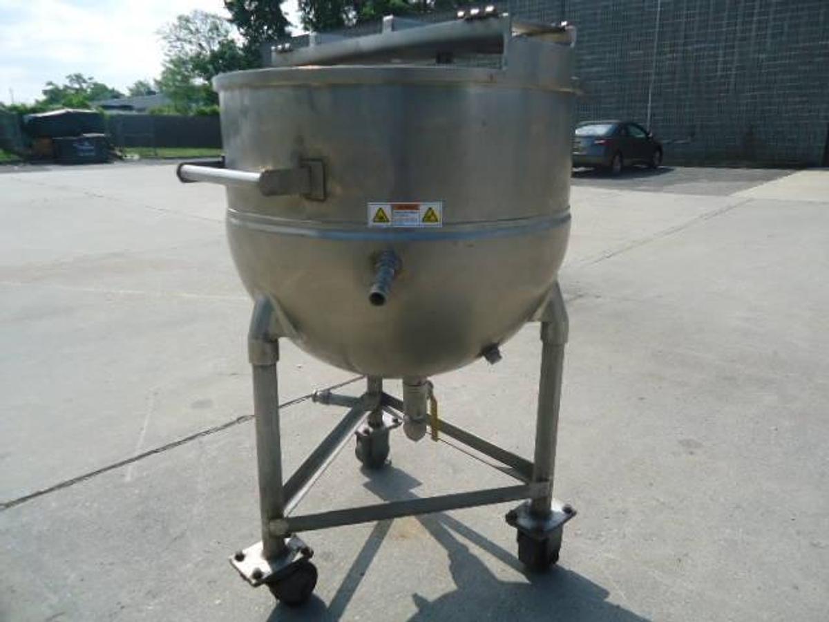 Used 100 Gallon Groen Stainless Hemispherical Kettle, 40 Psi Jacket