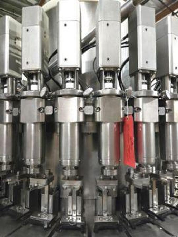 Used Federal SS 30 Head Filling and 10 Head Capping Machine