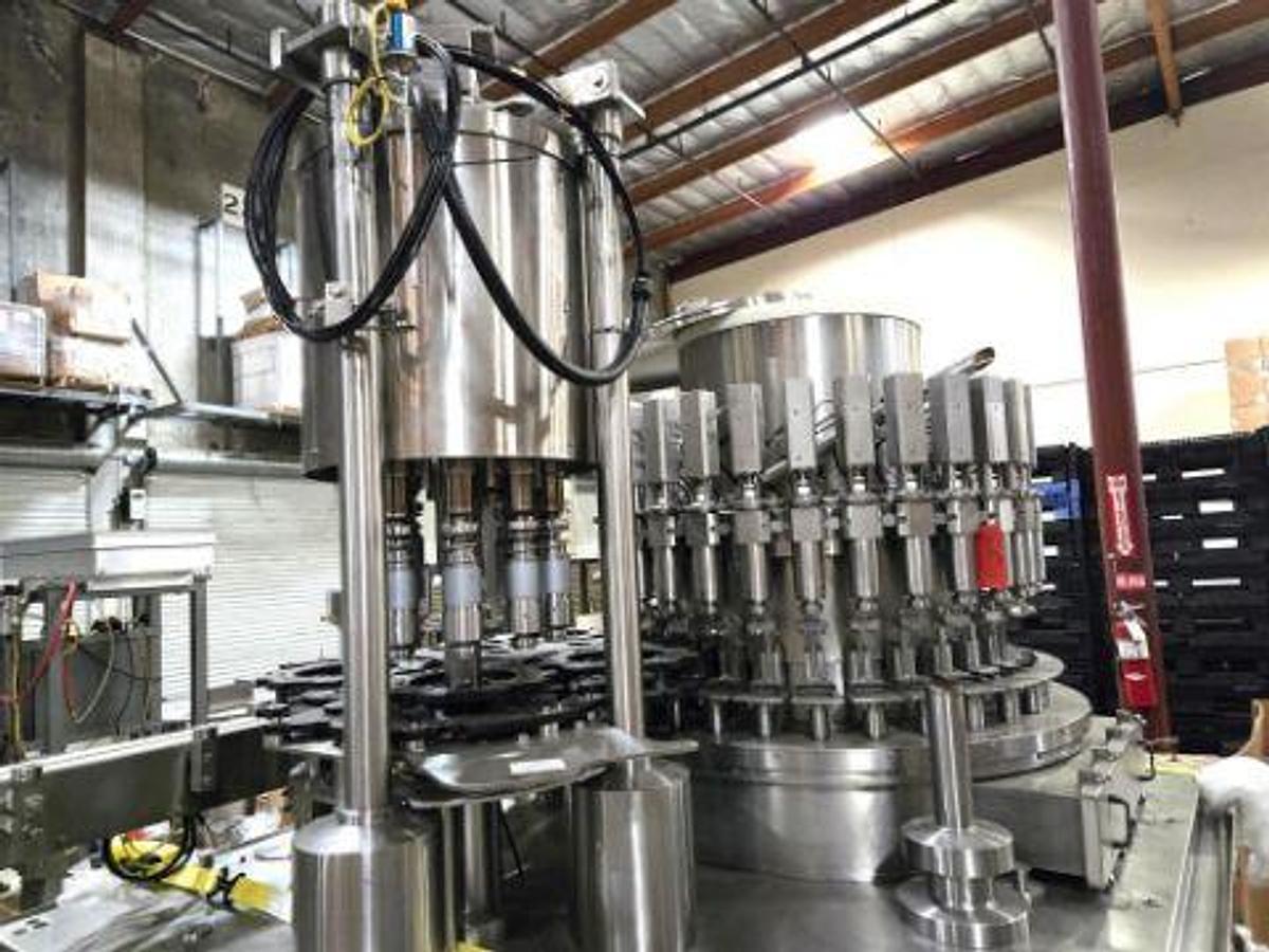 Used Federal SS 30 Head Filling and 10 Head Capping Machine