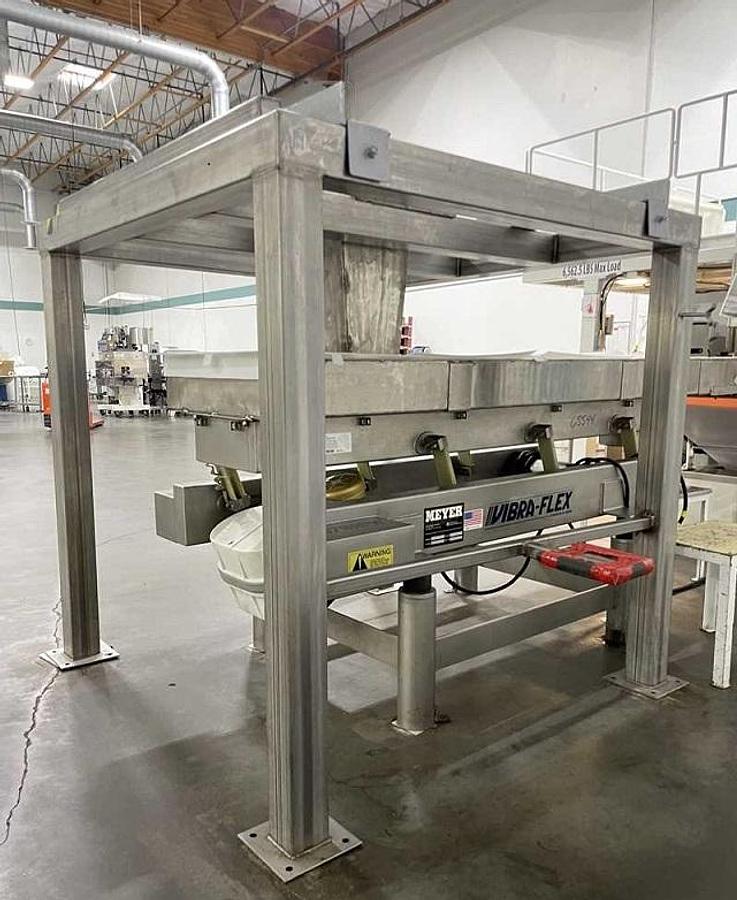 Used Kenwei 10 Head Rotary Scale/Filler, with Bucket Elevator