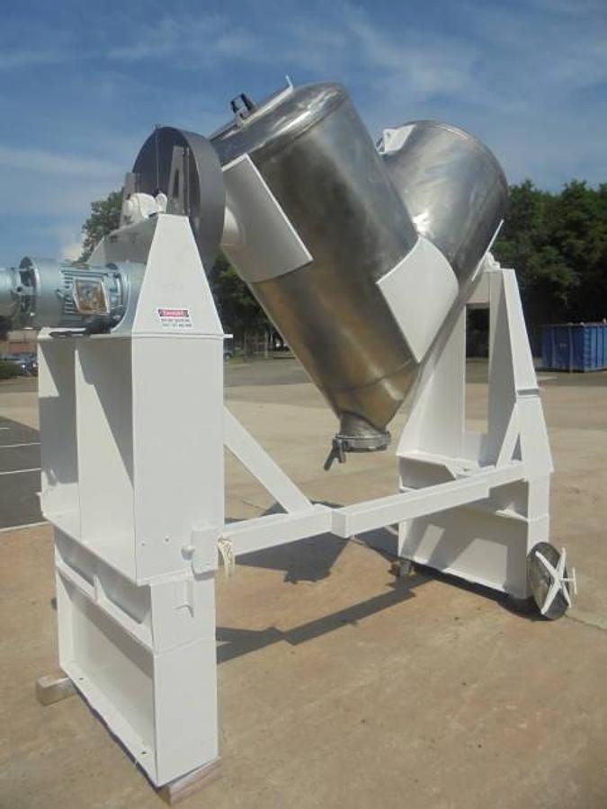Used 30 Cu.Ft. Gemco Stainless Steel Twin Shell “V” Blender