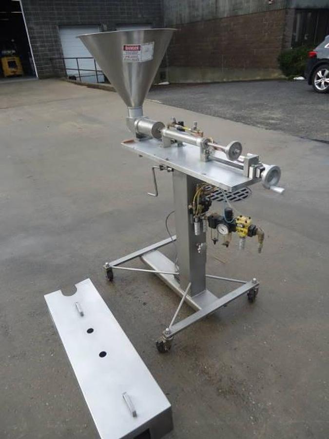 Used Hinds Bock Sp-64 Single Piston Filler, Air Operated