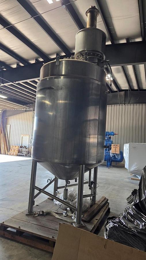 Used A & B Process Systems Approx. 2,000 Gallon SS Mixing Tank, High Shear