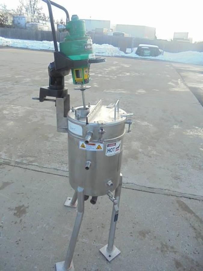 Used 10 Gallon Watson Metal Masters  Stainless Steel Mix Tank, 150 PSI Jacket
