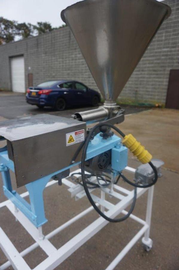 Used Simplex Single Piston Filling Machine, Single Phase Electrics