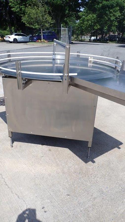 Used 60 In. Diameter Globaltek Rotary Unscrambling/Accumulating Table
