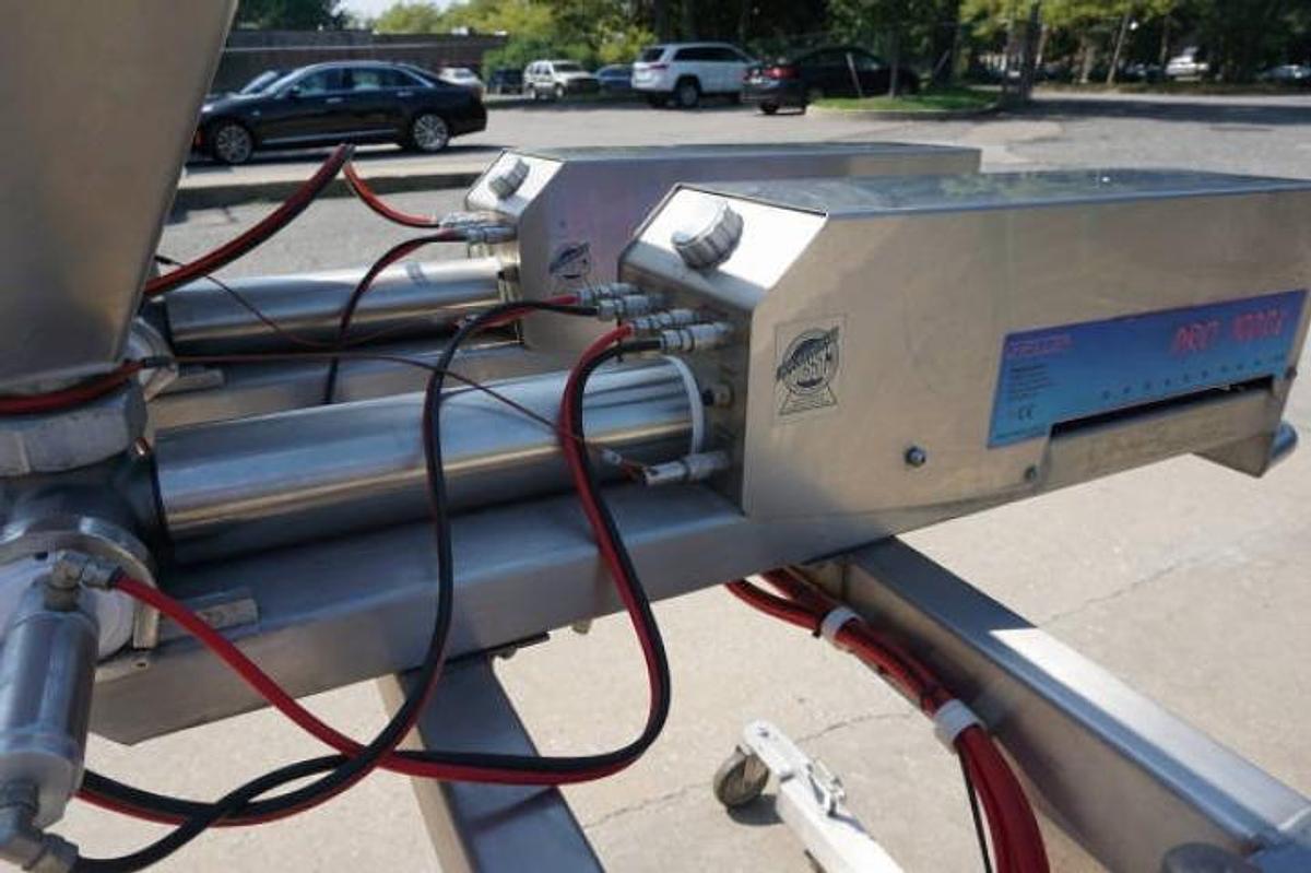 Used Unifiller Dual Head Depositor, Portable