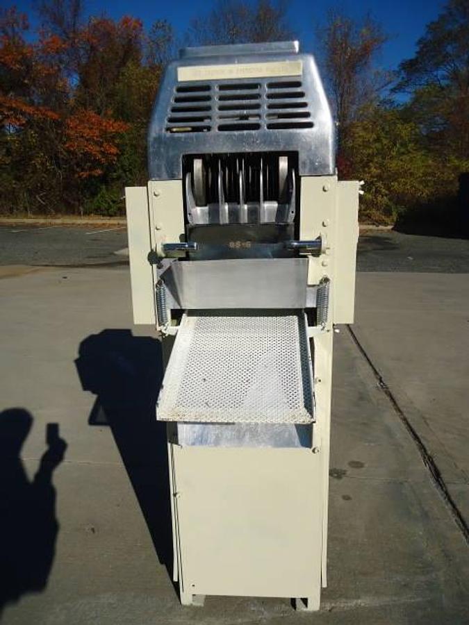 Used Toresani Four Head Gnocchi Machine, Portable