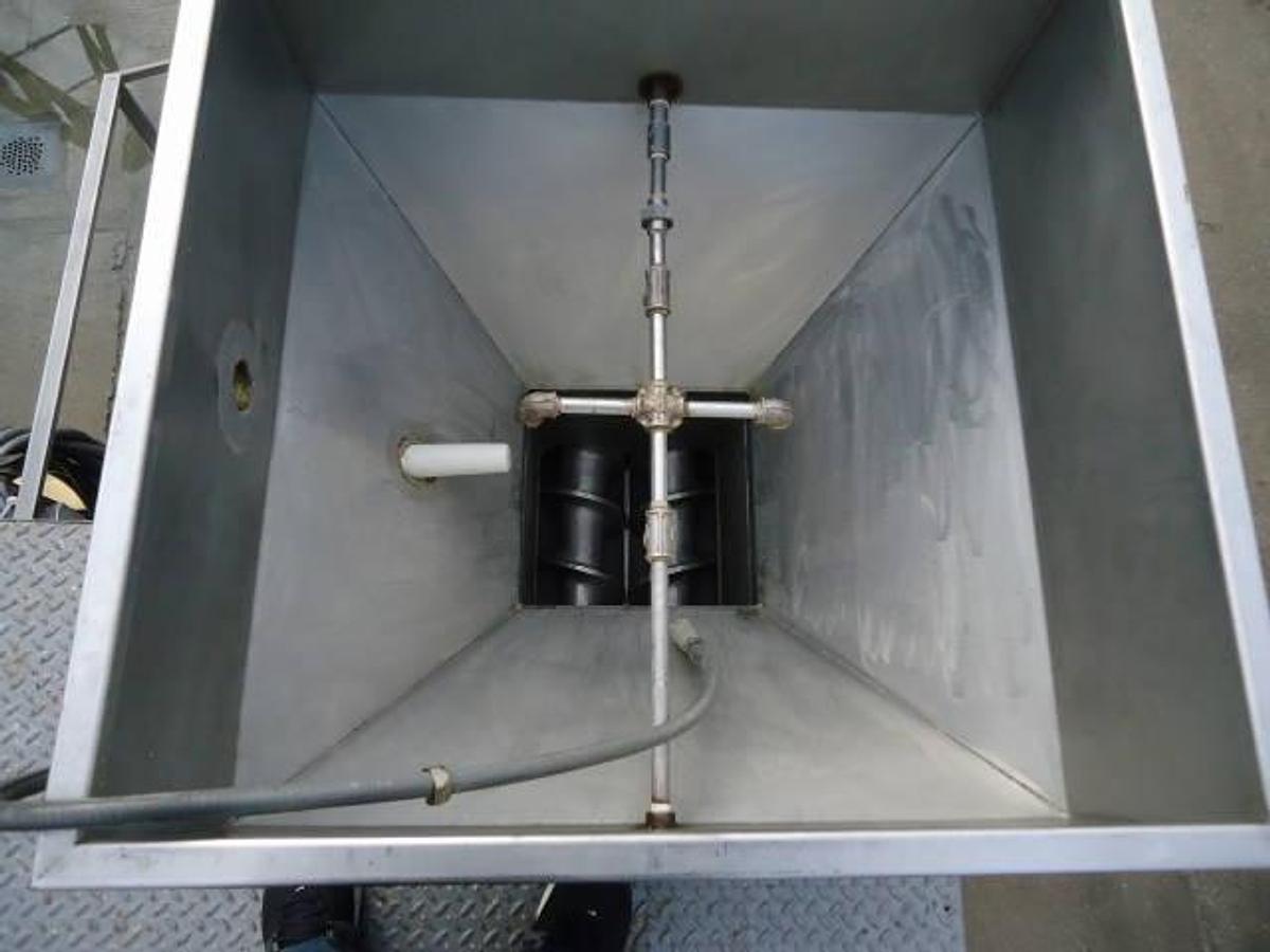 Used Binacchi Dvpb160 Dual Screw Vacuum Soap Plodder, Stainless Steel