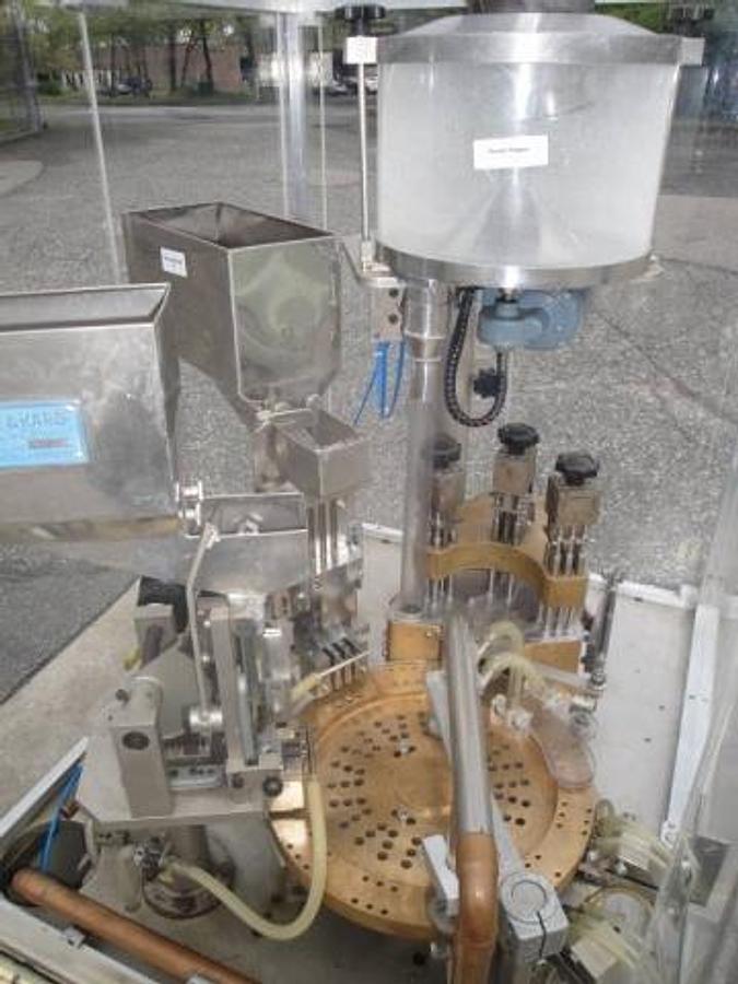 Used H & K Gkf-400st Encapsulator, Size 1, 2, 3 And 4 Capsules