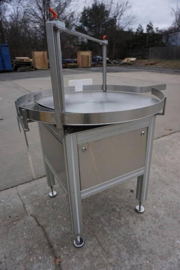 Used 36 In. Dia Aesus Systems Rotary Unscrambling/Accumulating Table, Variable Speed