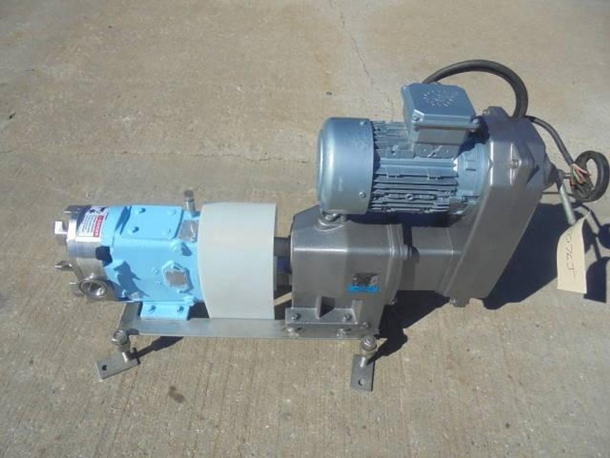 Used Waukesha 030 Stainless Positive Displacement Pump, 1.5 HP, Vari Speed
