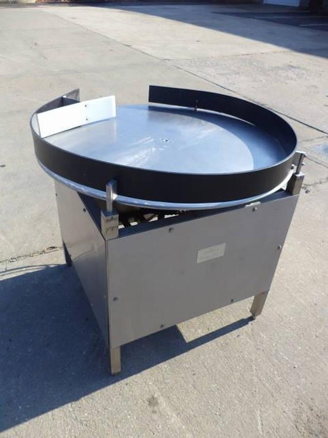 Used 36 In. PPET Stainnless Steel Rotary Accumulating/Unscrambling Table, Variable Speed