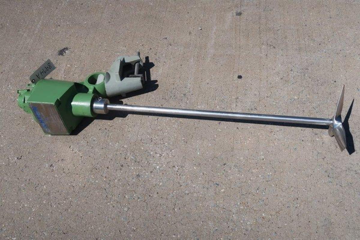Used Lightnin Air Operated Clamp-On Agitator, 37 In. Shaft