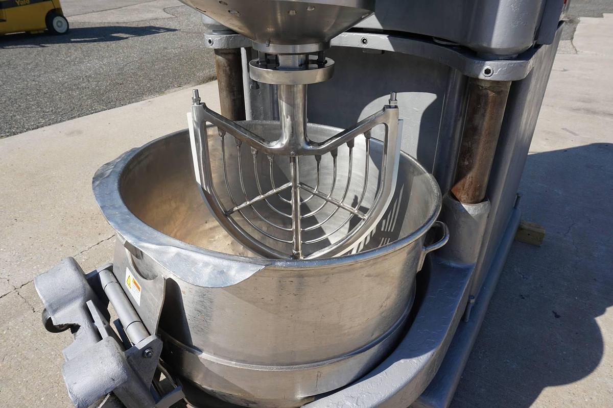 Used AMF GLEN 340 Qt. Vertical Mixer With Bowl