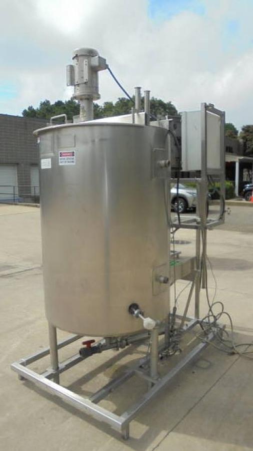 Used 233 Gallon Viatec SS Tank with Admix Rotosolver, 180 PSI Jacket