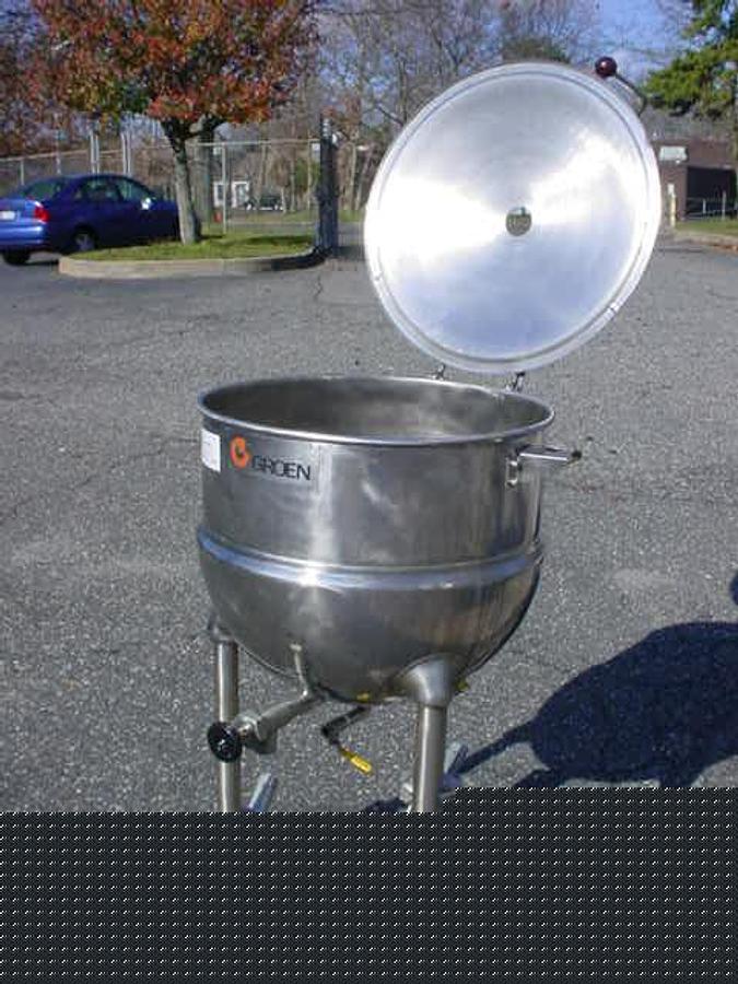 Used 40 Gallon Groen Stainless Steel Jacketed Kettle, Casters