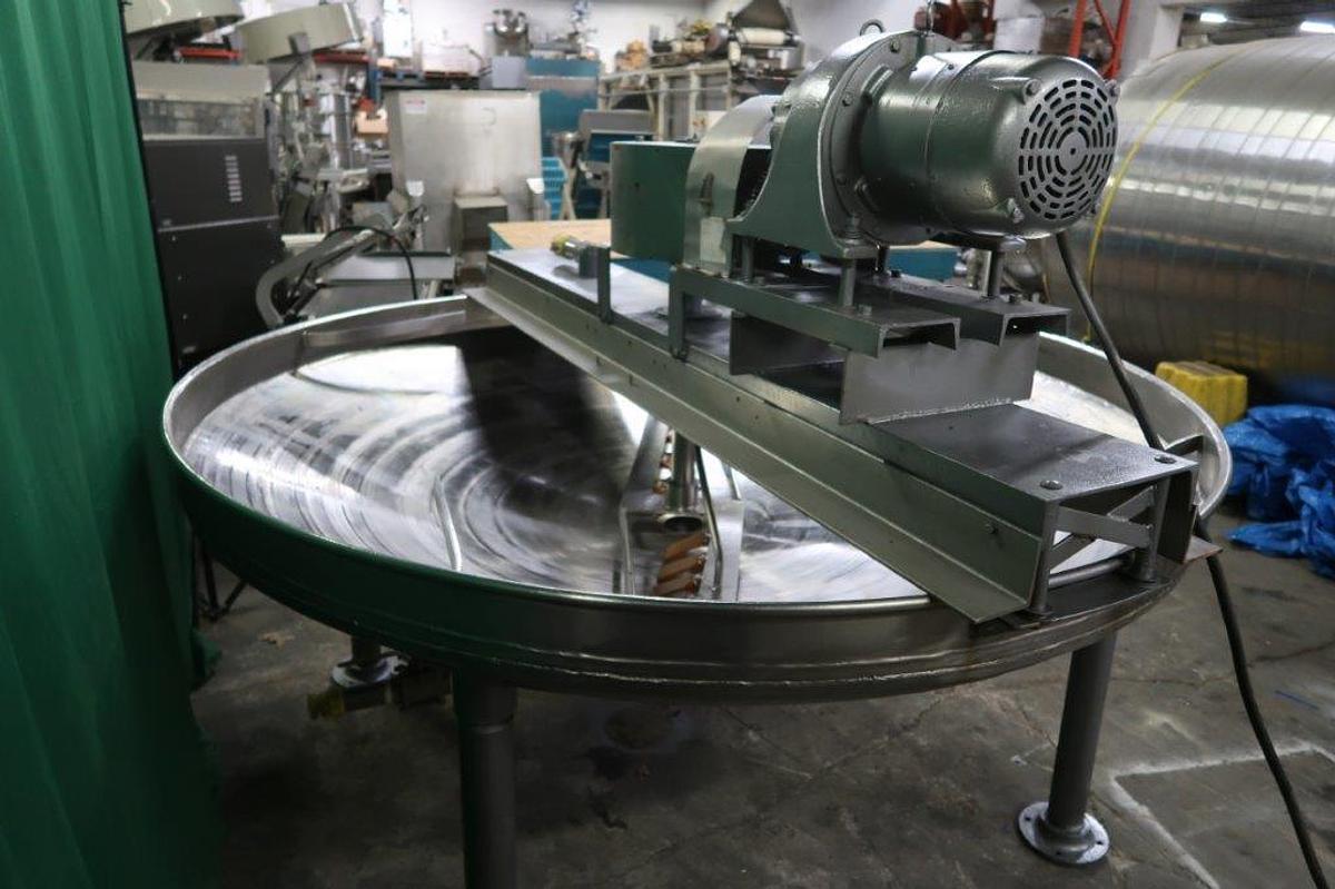 Used Lee Shallow Design Stainless Jacketed Kettle/Pan, Scraped Surface Agitation