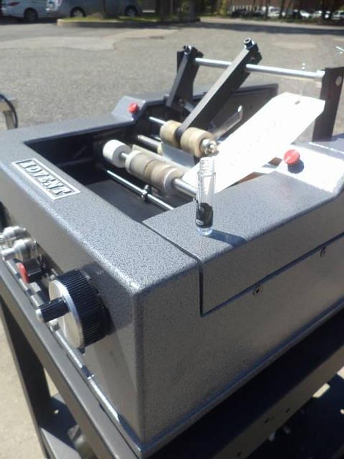 Used Advent 310 Semi-Automatic Pressure Sensitive Labeler, Portable