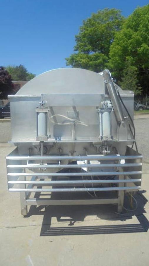 Used FPEC 2,500 Lb. Vacuum Co2 Paddle Blender, Hydraulic Lid