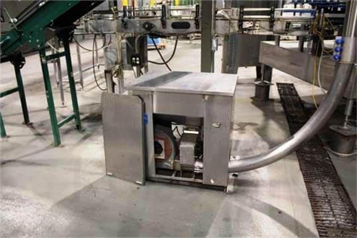 Used Fogg 56 Valve Bottle Filler with Alcoa 16 Head Screw Capper