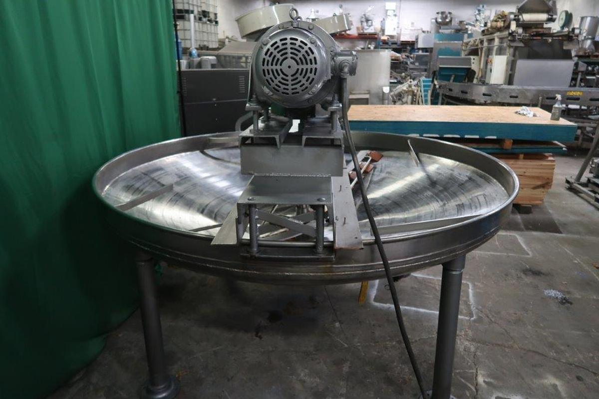 Used Lee Shallow Design Stainless Jacketed Kettle/Pan, Scraped Surface Agitation