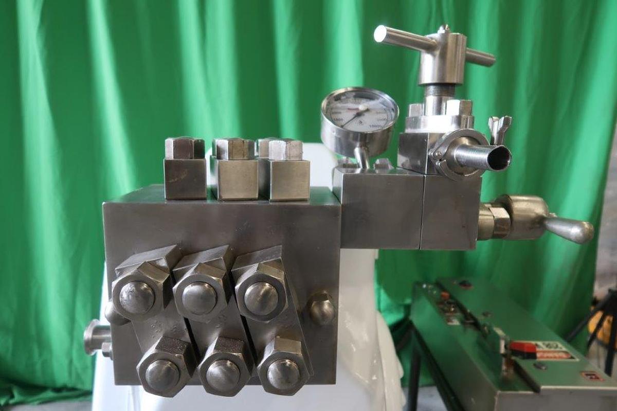 Used APV Gaulin M3 Two Stage High Pressure Homogenizer, 10,000 PSI