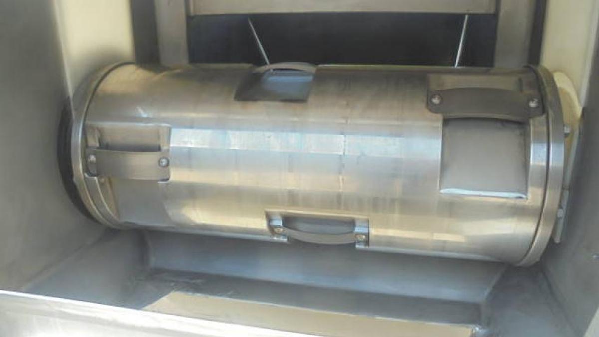 Used Genmac 2500 Hydrauflaker Combination Frozen Meat Flaker Slicer
