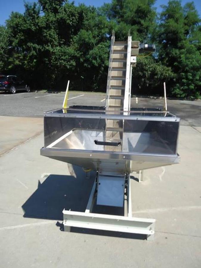 Used Hoppmann Inclined Cleated Belt Feeder/Elevator With Hopper