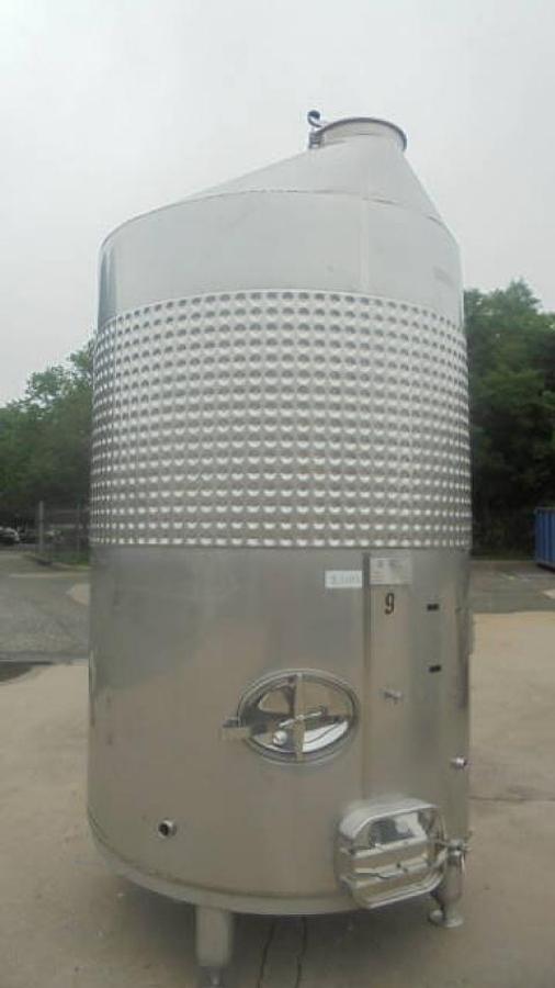 Used 1,980 Gal Criveller Stainless Steel Dimple Jacketed Vertical Sanitary Tank
