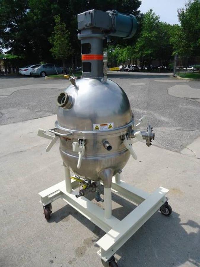 Used 30 Gallon Hamilton Stainless Vacuum Scrape Surface Kettle, 40 Psi Jacket